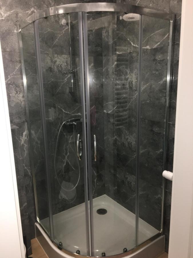 Apartament Sloneczne Tarasy Neo Dziwnówek Eksteriør billede