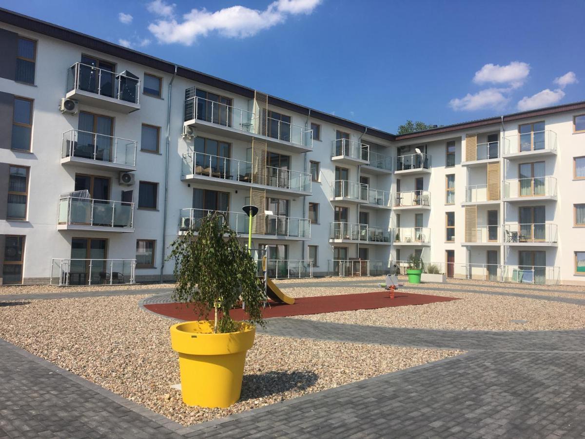 Apartament Sloneczne Tarasy Neo Dziwnówek Eksteriør billede